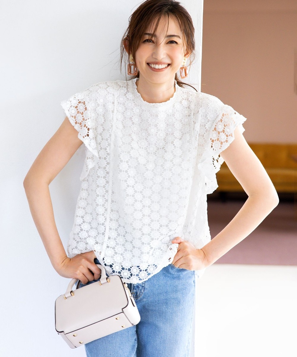 UNIQLO Lace Short-Sleeve T-Shirt