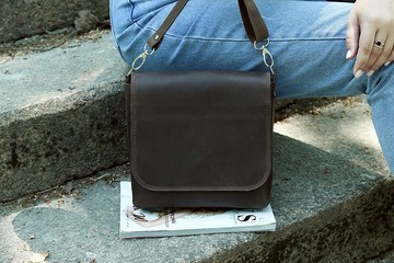 休閒斜背包/單肩皮革棕色斜背包/大皮包