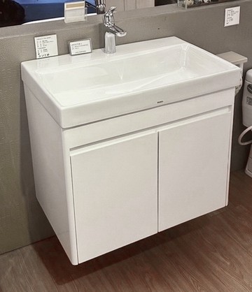 【麗室衛浴】 TOTO檯面上臉盆LW1616CTW＋烤漆浴櫃組60CM