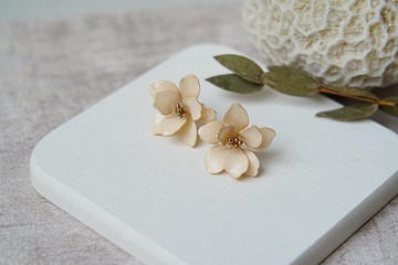 杏運 - 手工樹脂耳環