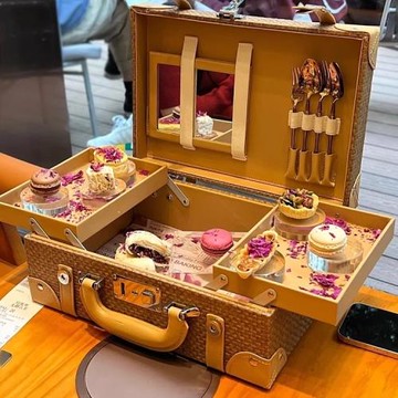 創意復古法式酒店高檔西餐下午茶甜品盤糕點心野餐展示盒行李箱