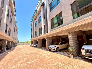 5分鐘上六六｜大悅清華．前院停車美墅有孝親房｜桃園市新屋區清華路