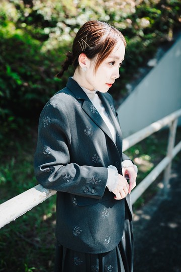 Chaya tailor jacket 電腦繡花西裝外套