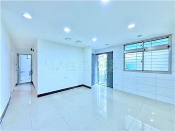 推薦‼️公園旁石牌國中學區一樓｜台北市北投區尊賢街