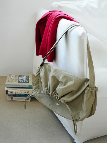 Casual Drawstring Flap Body Crossbag [Beige]