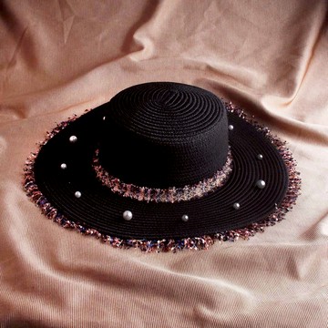 ONZE 設計時髦訂製帽款 精品奢華感黑色編織平頂帽