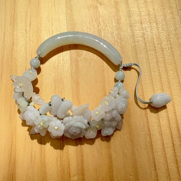 手工玉石手鐲 - 繁花盛開曲線