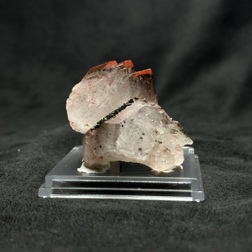 四川美姑花園水晶｜Garden Quartz  超七 草莓晶 綠簾石共生 空間擺件 天然水晶 Q24CL18-028 附日本製展示盒