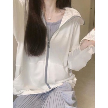 白色冰絲防曬衣女2024夏季防紫外線連帽戶外涼感長袖開衫薄款外套