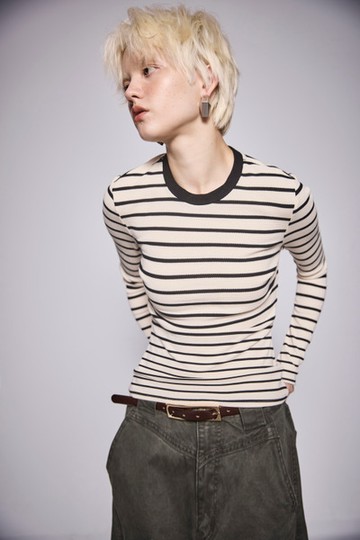 貼身條紋針織上衣