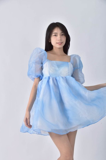 (S) 【凱欣私服】雪紡方領蓬蓬藍色洋裝