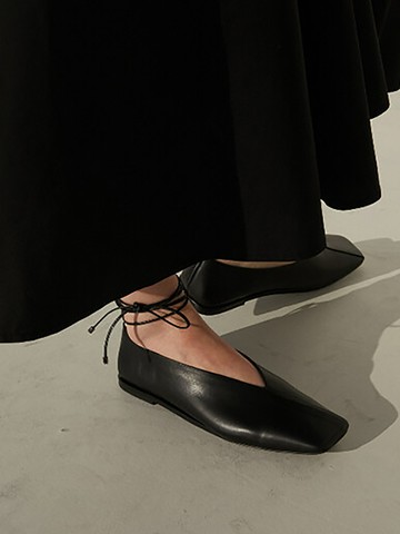 Emma Flat Leather Black