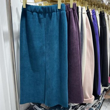 燈芯絨半身裙女秋冬歐貨雪尼爾條絨高腰a字包臀裙后開叉一步長裙