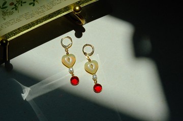 Spring Shower 天使 琉璃 鋯石 耳環