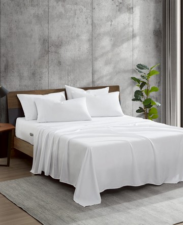 Kenneth Cole | Solution Solid Sheet Set in White, Size: Twin