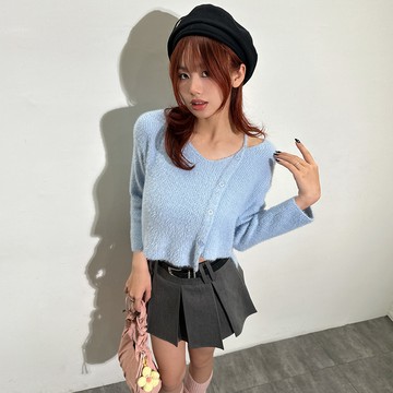 單露肩排釦造型毛衣-藍【KT224711】