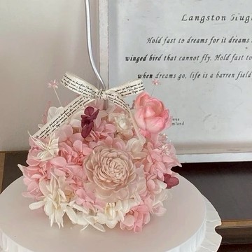 送禮首選【Flora Flower】永生繡球花蛋糕 - 3秒心動 (僅觀賞,不可食用) 永生花 生日 情人節 蛋糕 禮物