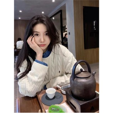 未圖漠韓版學院風針織女2024秋季新款小馬刺繡絞花圓領顯瘦上衣