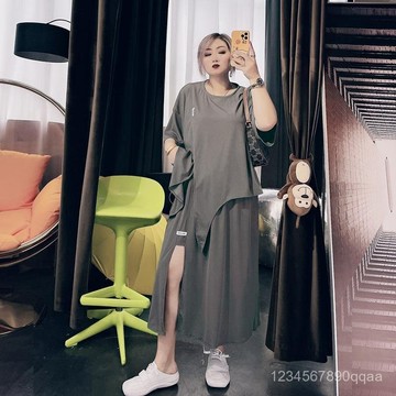 夏季大碼女裝 胖MM套裝 裙套裝 短袖女 半身裙女 寬鬆設計感套裝 個性不對稱T恤 T恤半身裙兩件套