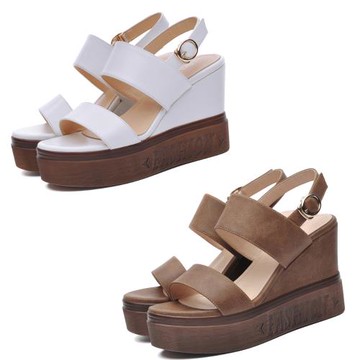 【JP Queen New York】夏季金屬扣露趾增高厚底波跟涼鞋(2色可選)