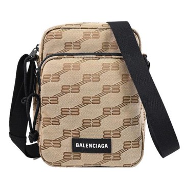 BALENCIAGA 巴黎世家 767909 緹花LOGO帆布前口袋斜背包.卡其