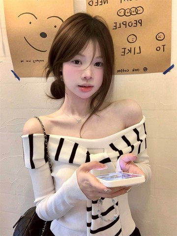 9th street韓系條紋飄帶拼接一字肩長袖秋季新款修身顯瘦上衣 白色(預購)