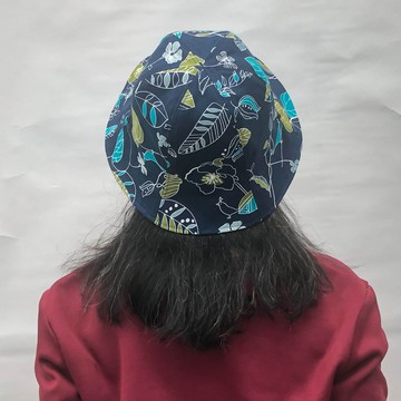 雙面漁夫帽 - 熱鬧冬季