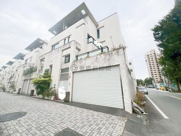 獨家~善化台積電三角窗大地坪大面寬雙車墅｜台南市善化區裕德路