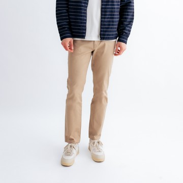 男裝-繡花LOGO素色休閒長褲-卡其色