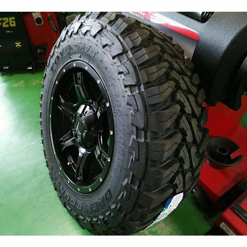 TOYO オープンカントリー M/T 265/70R17 17インチ LEXXEL OutLaw 