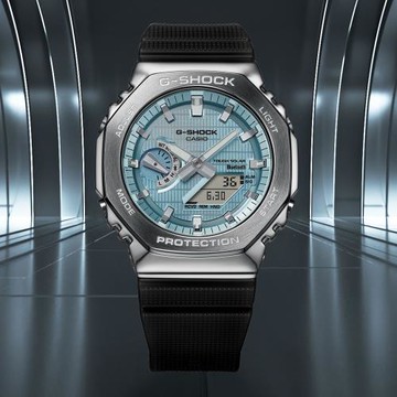 CASIO G-SHOCK 太陽能藍芽金屬八角計時錶/藍/GBM-2100A-1A2