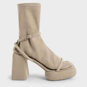 Lucile 粗跟涼鞋襪靴