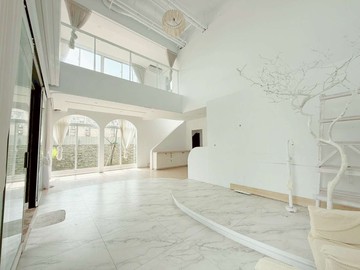 麻吉獨家好市多∣捷運邊間大面寬花園店面+平車｜台中市北屯區松竹路一段