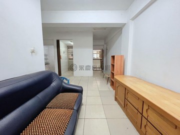 美術館商圈！投資置產公寓｜三房格局｜598萬｜台中市西區五權西五街