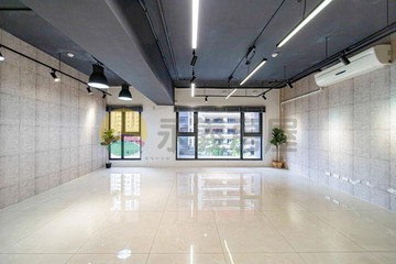 美術皇居｜遇見綠意｜邊間雙套房雙平車｜高雄市鼓山區美術北五街