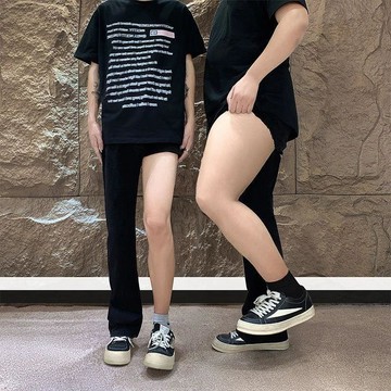 【臺灣出貨】黑色彎刀牛仔褲男 夏季薄款cleanfit腿粗顯瘦褲子 微喇直筒褲 必備男褲