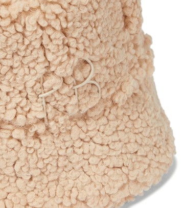 Ruslan Baginskiy Teddy bucket hat