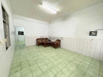 右昌國小近軍校路商圈靜巷需翻修透天｜高雄市楠梓區軍校路