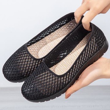 老北京布鞋女夏季網鞋中老年媽媽防滑透氣軟底黑色套腳工作網布鞋