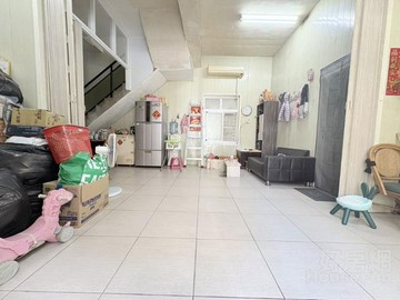 五甲商圈五福國民小學正1+2樓公寓一樓有孝親房｜高雄市鳳山區五甲三路