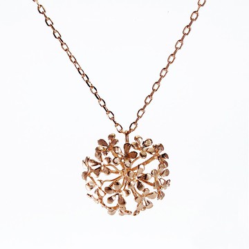 Blossom 項鍊花朵吊墜