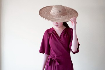 飄逸傘袖綁帶洋裝