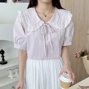 La Belleza日系荷葉娃娃領布蕾絲花邊滾邊綁帶壓折公主袖排釦襯衫