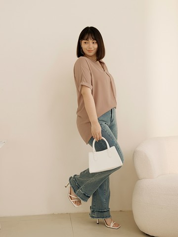 純色不易皺雪紡半開襟長版上衣