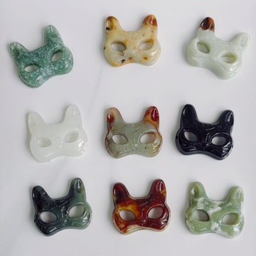 拾悅手作材料/隨機出貨不挑選/約35.5X39.5mm/天然岫玉狐狸祭司面具/左右有孔/狐狸面具/串珠編繩DIY半成品