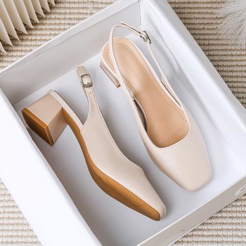 法式粗跟氣質包頭涼鞋女2025年新款夏季外穿網紅爆款大碼鞋41-43