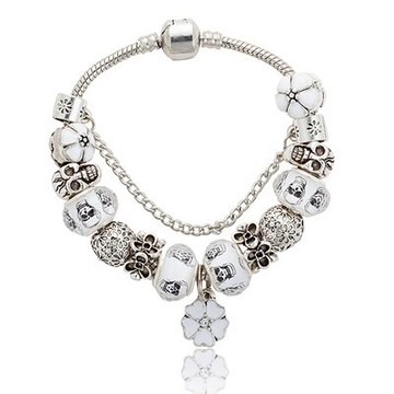 串珠手鍊 手環-個性骷髏頭龐克風琉璃飾品時尚情人節生日禮物女配件73kc226【獨家進口】【米蘭精品】