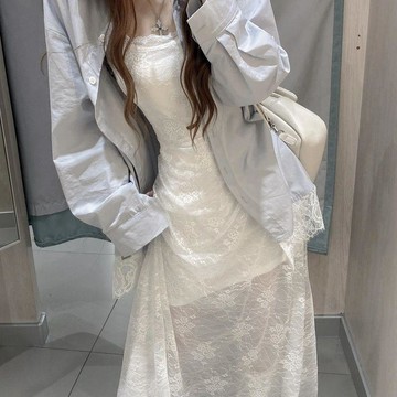 秋季時尚簡約寬鬆長袖刺繡襯衫設計感蕾絲拼接甜美小白裙純色