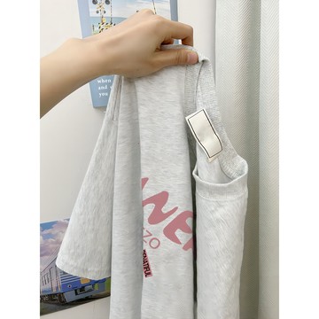 質感推薦必入！ t恤 短袖上衣 美式復古衣服 設計感上衣 印花 t恤 oversize 美式復古 t恤 寬鬆上衣短袖