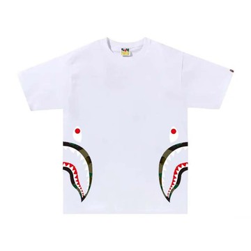 BAPE 1st Camo Side Shark Tee 綠迷彩 腰間鯊魚 短袖 白色 RAY-79 [台灣現貨]